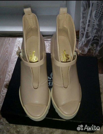 Туфли женские 36 размер