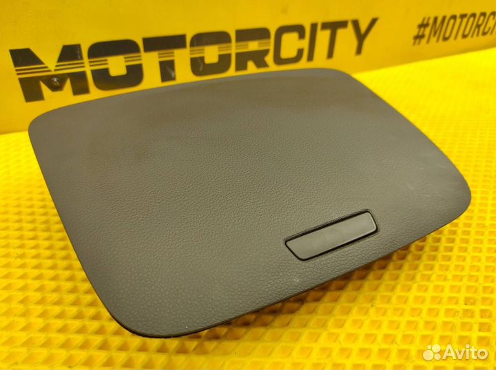 Ниша консоли Volkswagen Sharan 7N cava 1.4 TSI