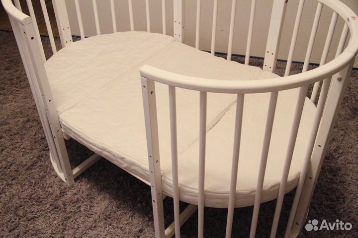 Детская кроватка трансформер овальная