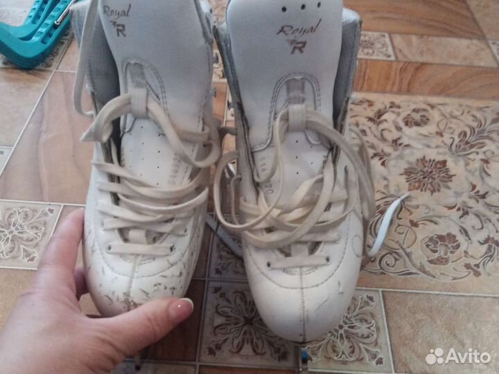 Фигурные коньки risport royal pro