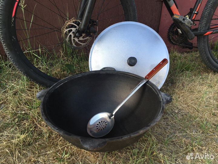 Казан чугунный