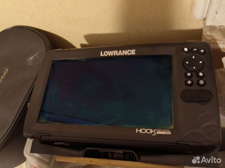 Эхолот lowrance hook reveal 9 ts