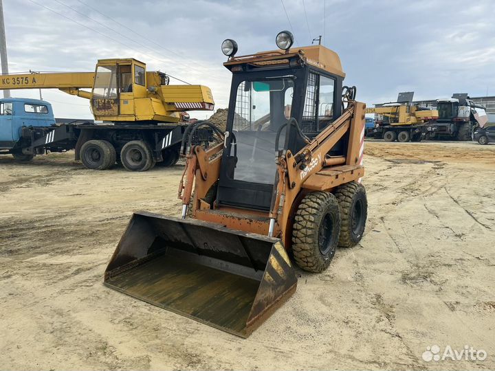 Мини-погрузчик Уралвагонзавод ПУМ-500У, 2007