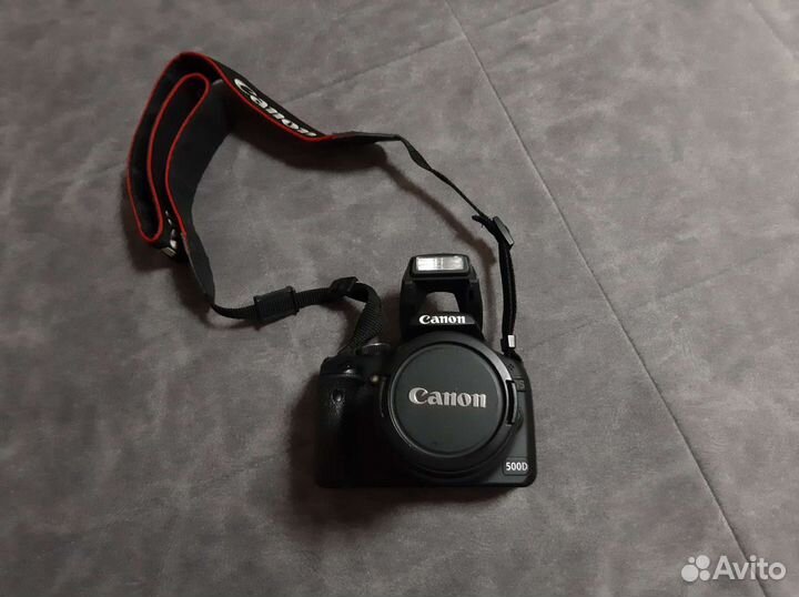 Зеркальный фотоаппарат Canon EOS 500D