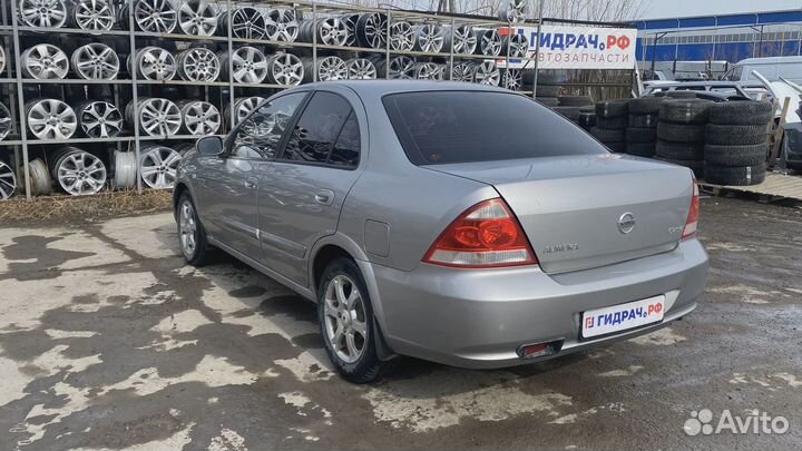 Брызговик задний левый Nissan Almera Classic (B10)