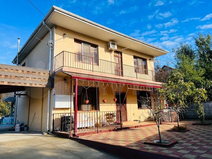 Дом 156 м² на участке 6 сот.