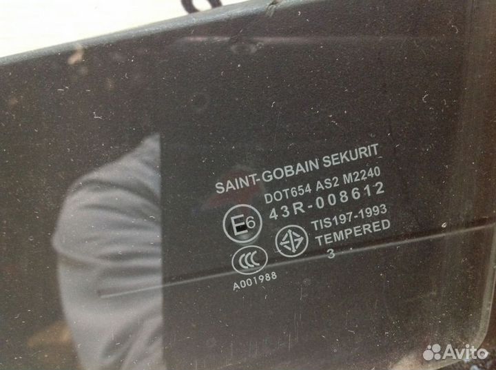 Стекло двери передней левой Mazda 3 (BK) 2002-2009