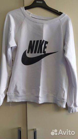 Женская одежда