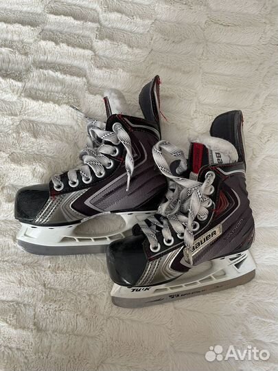 Хоккейные коньки bauer vapor