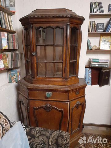 Старинный буфет