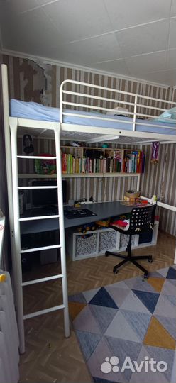 Двухярусная кровать IKEA металлическая со столом