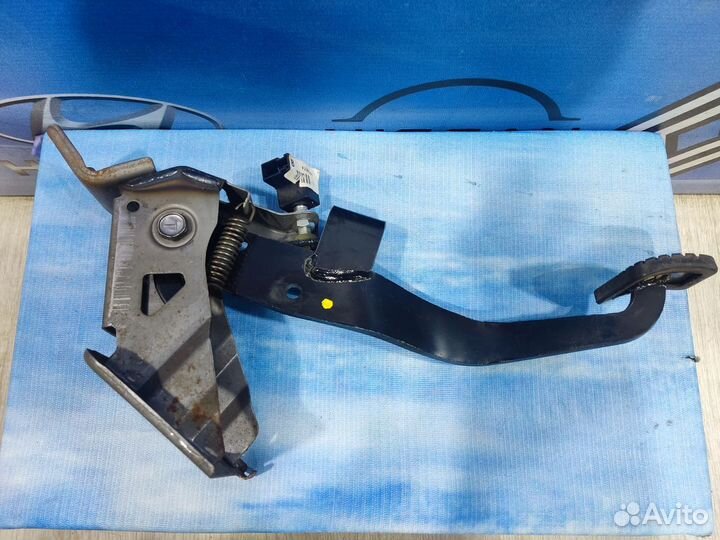 Педаль тормоза Kia RIO 2