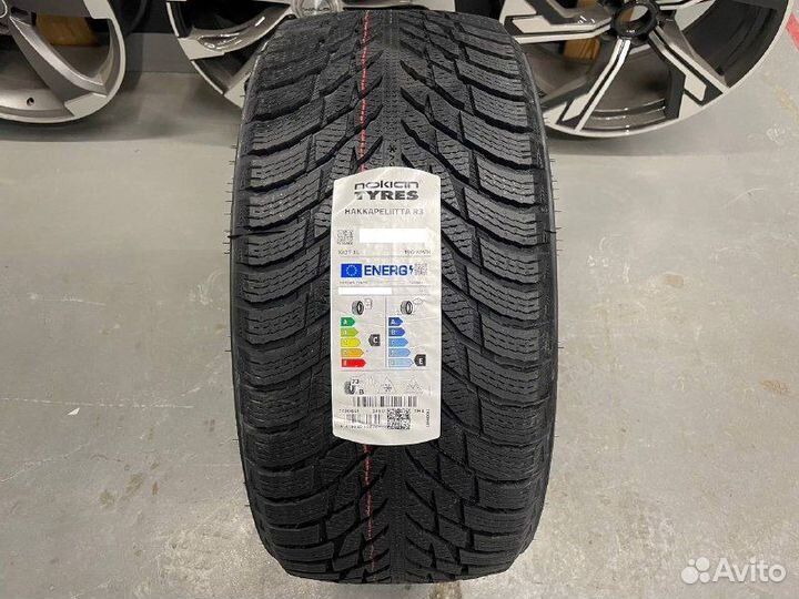 Nokian Tyres Hakkapeliitta R3 255/50 R19 107R