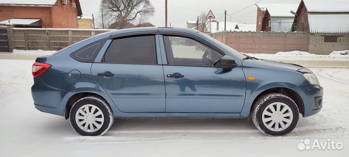 LADA Granta 1.6 МТ, 2014, 235 100 км