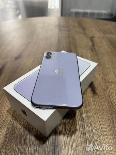 iPhone 11, 64 ГБ