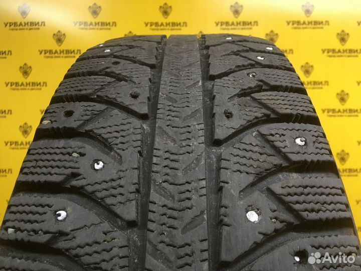Bridgestone Ice Cruiser 7000 215/70 R16 100T