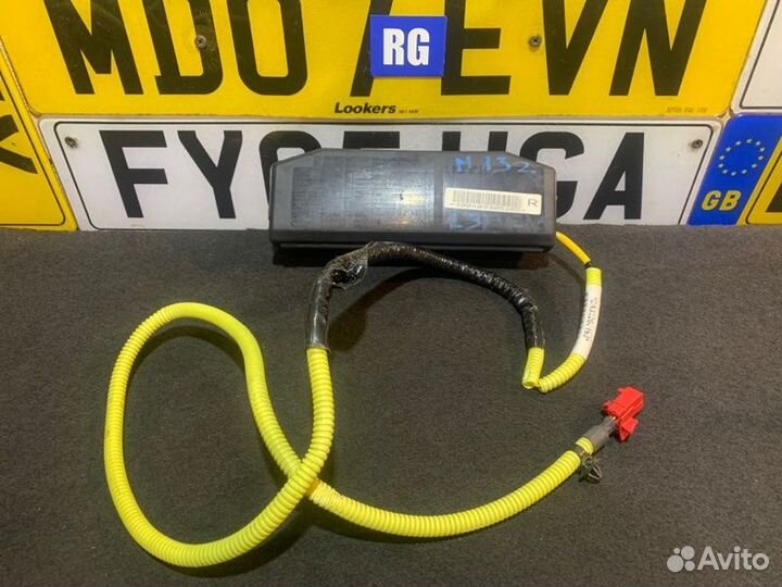 Подушка безопасности в сиденье правая Mitsubishi