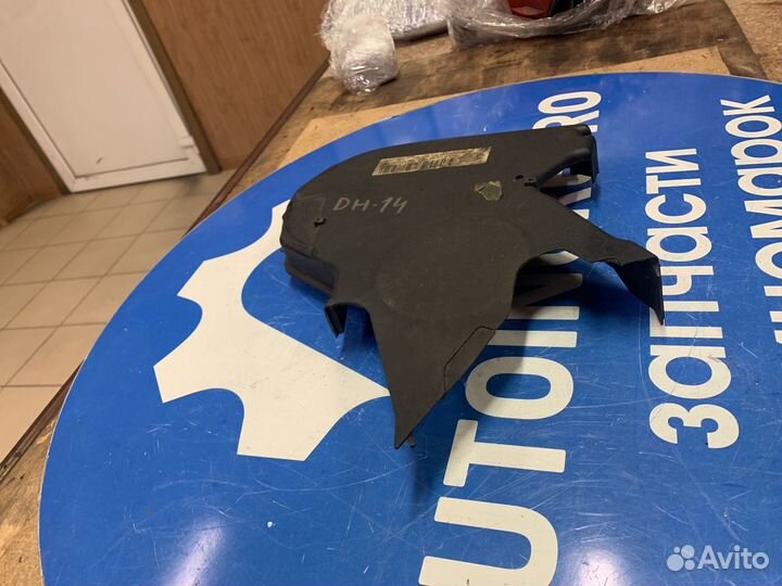 Кожух ремня грм Volkswagen audi 06A109108E