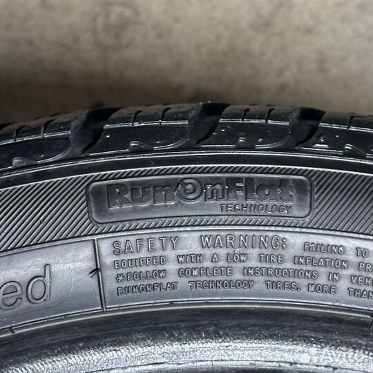 Goodyear Eagle Ultra Grip GW-3 245/40 R18 97V