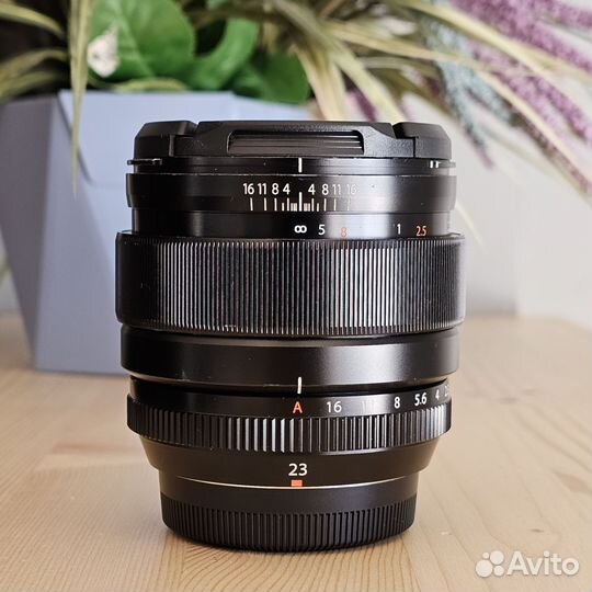Объектив Fujifilm XF 23mm F1.4 R
