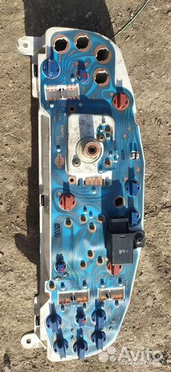 Панель приборов щиток Ниссан Санни у10 универсал д