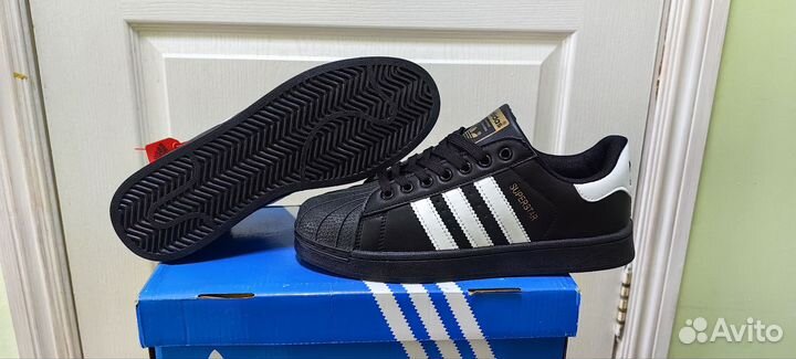 Кроссовки Adidas Superstar