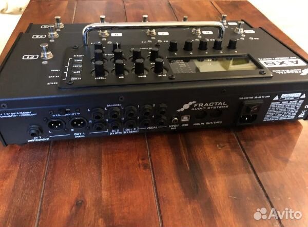 Fractal AX8 гитарный процессор Made in USA w Patch