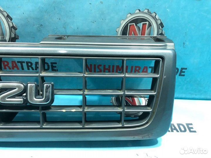 Решетка Isuzu Bighorn UBS25DW 6VD1 №230 1995