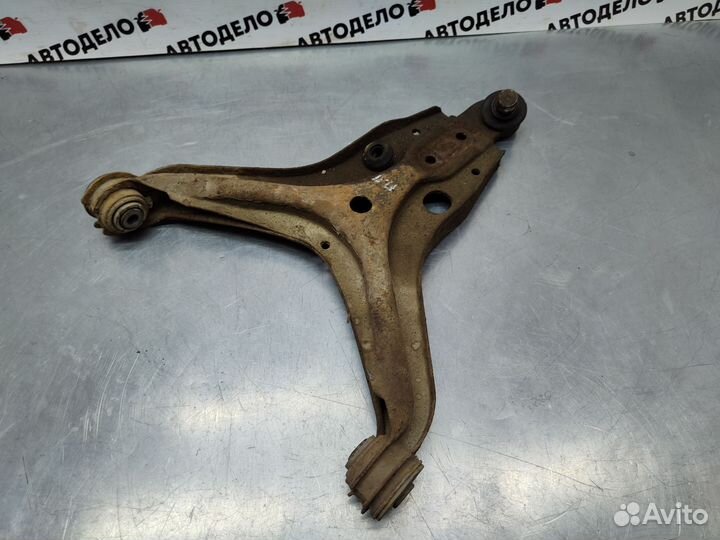 Рычаг передний Audi 80 (B3) 1990 г.в