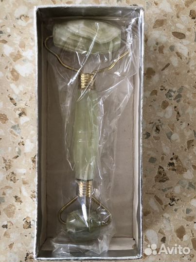 Нефритовый массажер