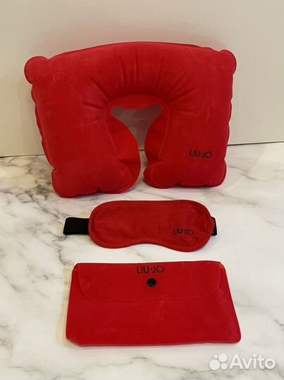 Подушка дорожная Liu Jo