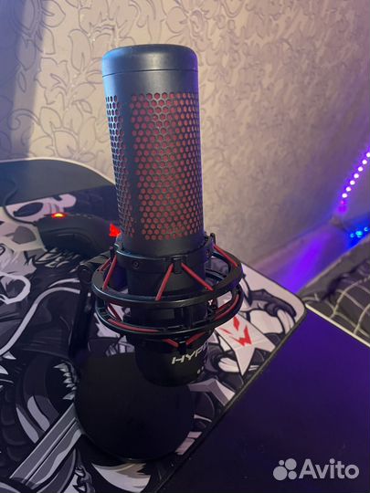 Студийный микрофон