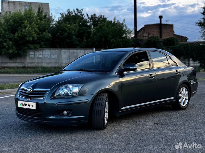 Toyota Avensis 2.0 МТ, 2006, 290 000 км