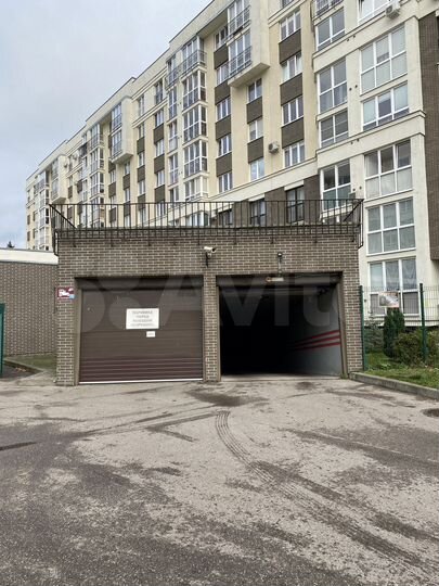 Машиноместо, 12 м²