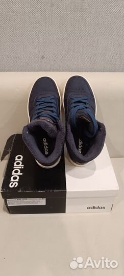 Кроссовки adidas 38