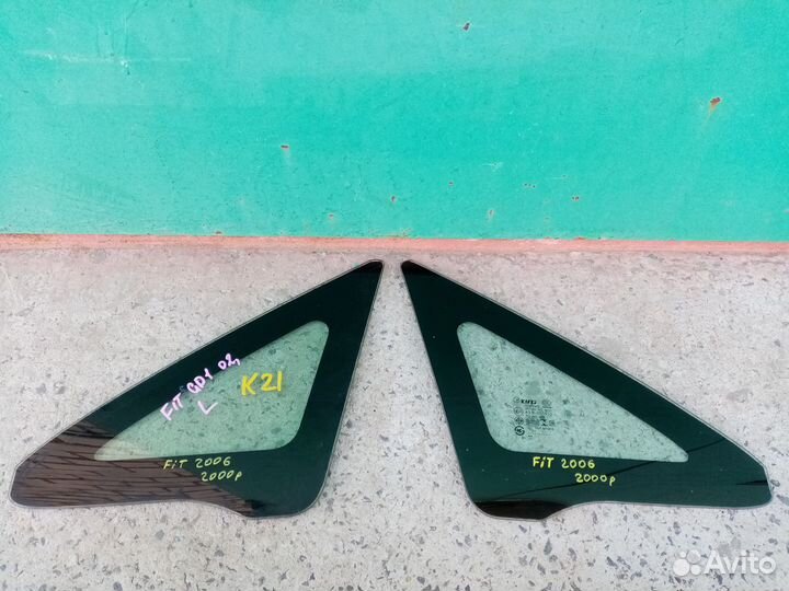 Форточка Honda Jazz Fit City Airwave Aria