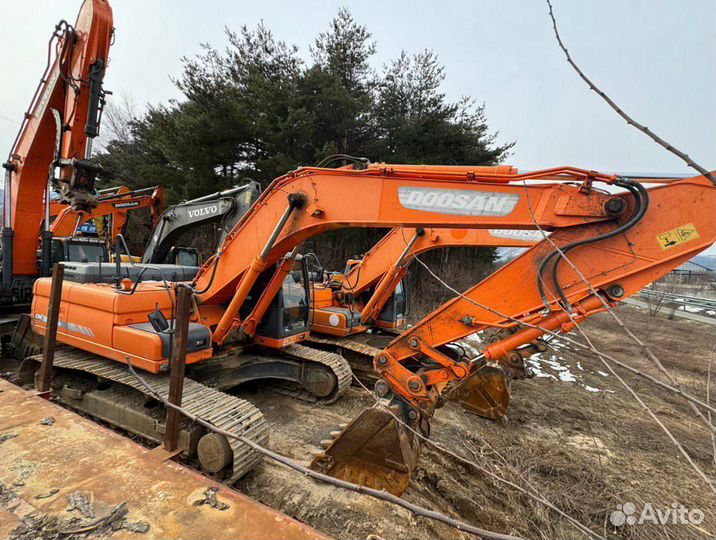 Гусеничный экскаватор DOOSAN Daewoo DX300LC V, 2014