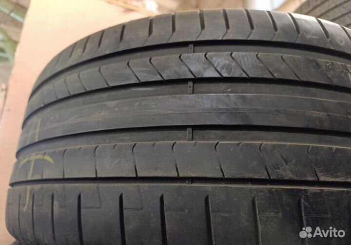 Pirelli P Zero PZ4 265/35 R22