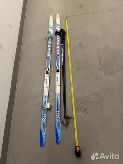 Лыжи беговые детские 140 с ботинками