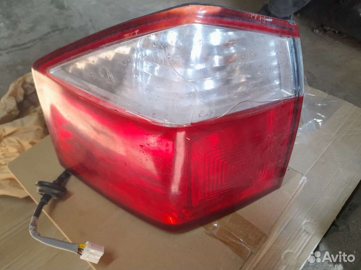 Задний левый наружный фонарь chevrolet Орландо