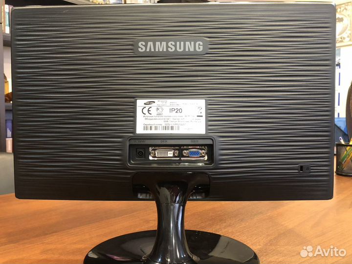 Монитор Samsung SyncMaster S19A300B 18.5