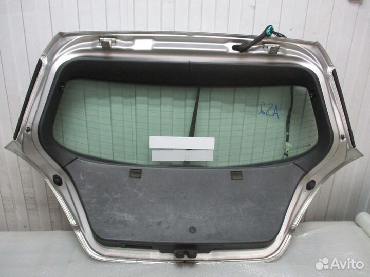 Крышка багажника Opel Astra H хэтчбек