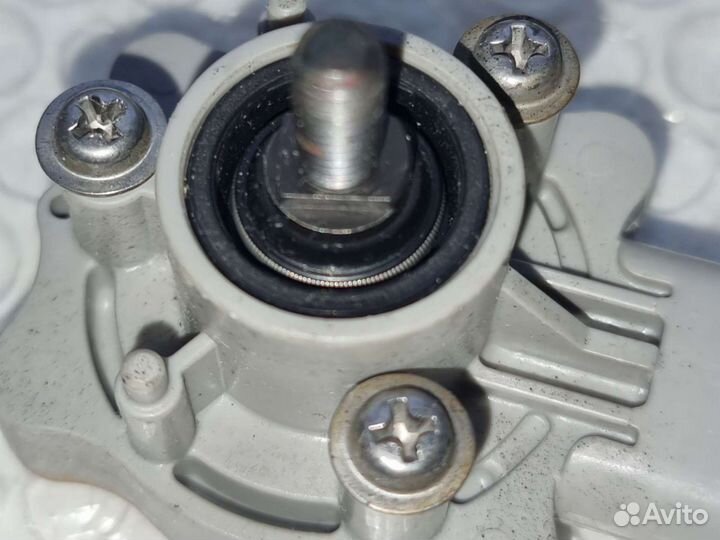 Датчик положения кузова lx470 ленд крузер 100