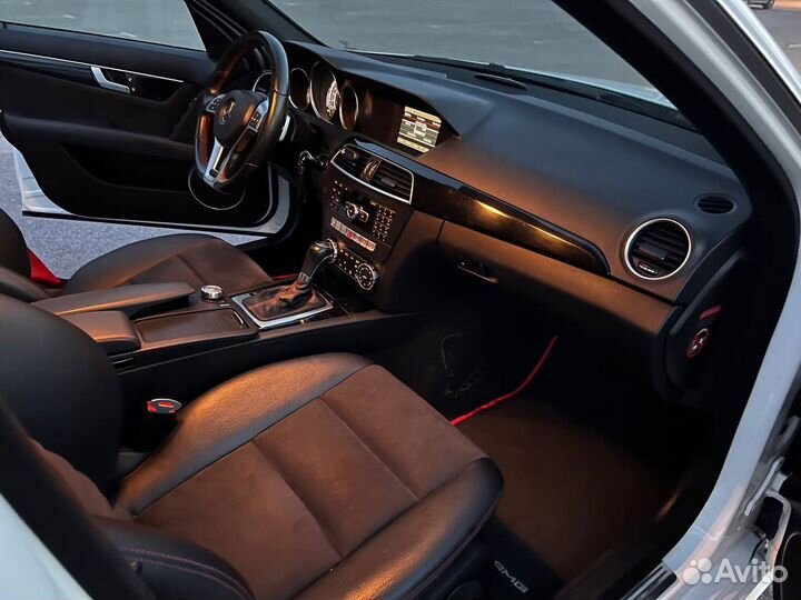 Mercedes-Benz C-класс 1.6 AT, 2012, 190 000 км