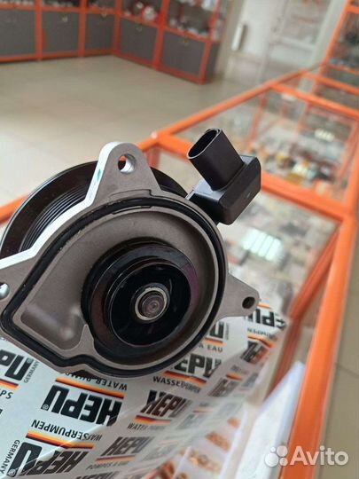 Помпа hepu P651 / 03C121004J/03C121004K 03C121004L