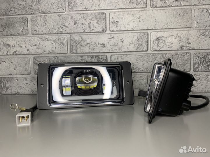 Линзованные противотуманные фары 2110-2115