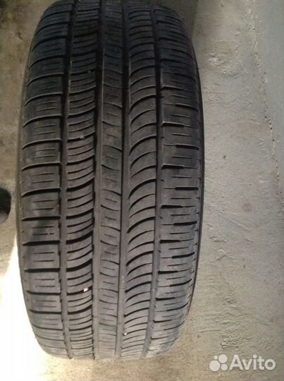 Продаю комплект покрышек Pirelli
