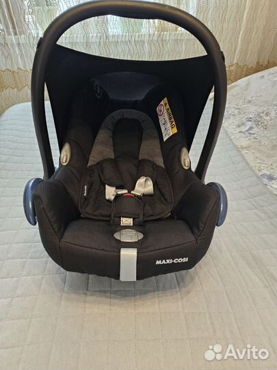 Автолюлька maxi cosi cabriofix