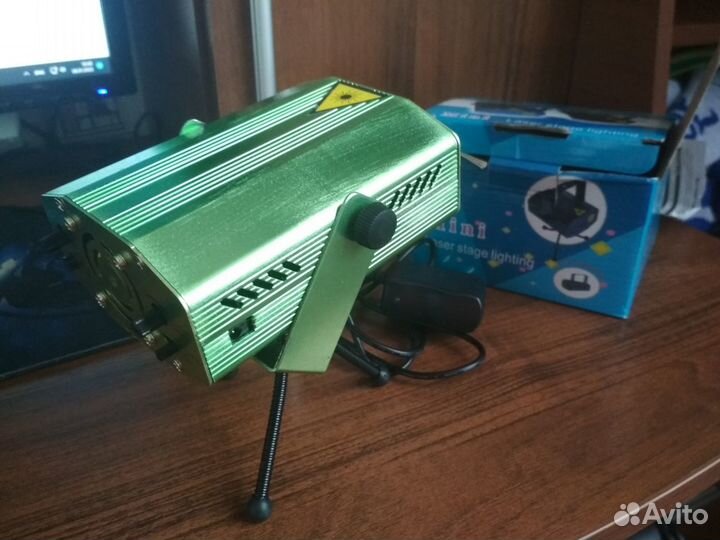 Лазерный световой проектор