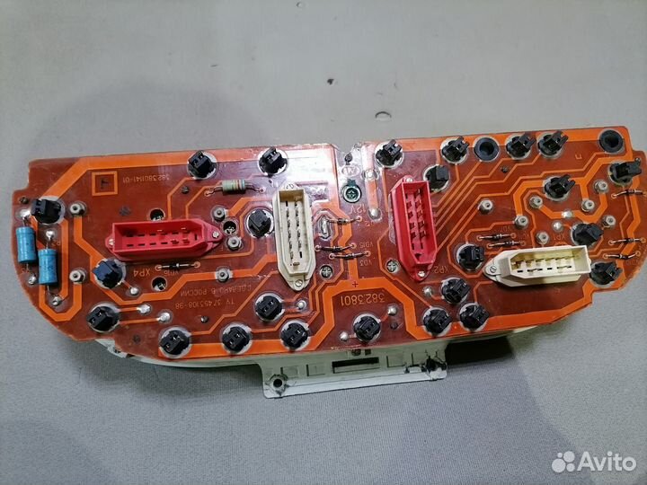 Щиток приборов Волга газ 3110 1997-2004